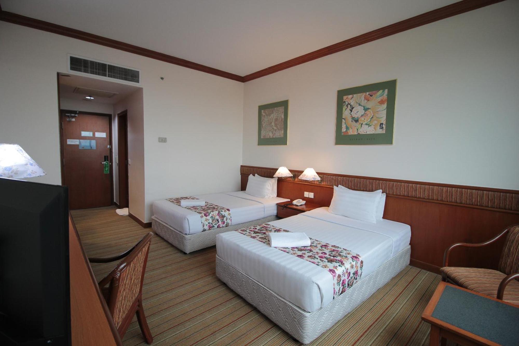Park Avenue Hotel Sungai Petani Bagian luar foto