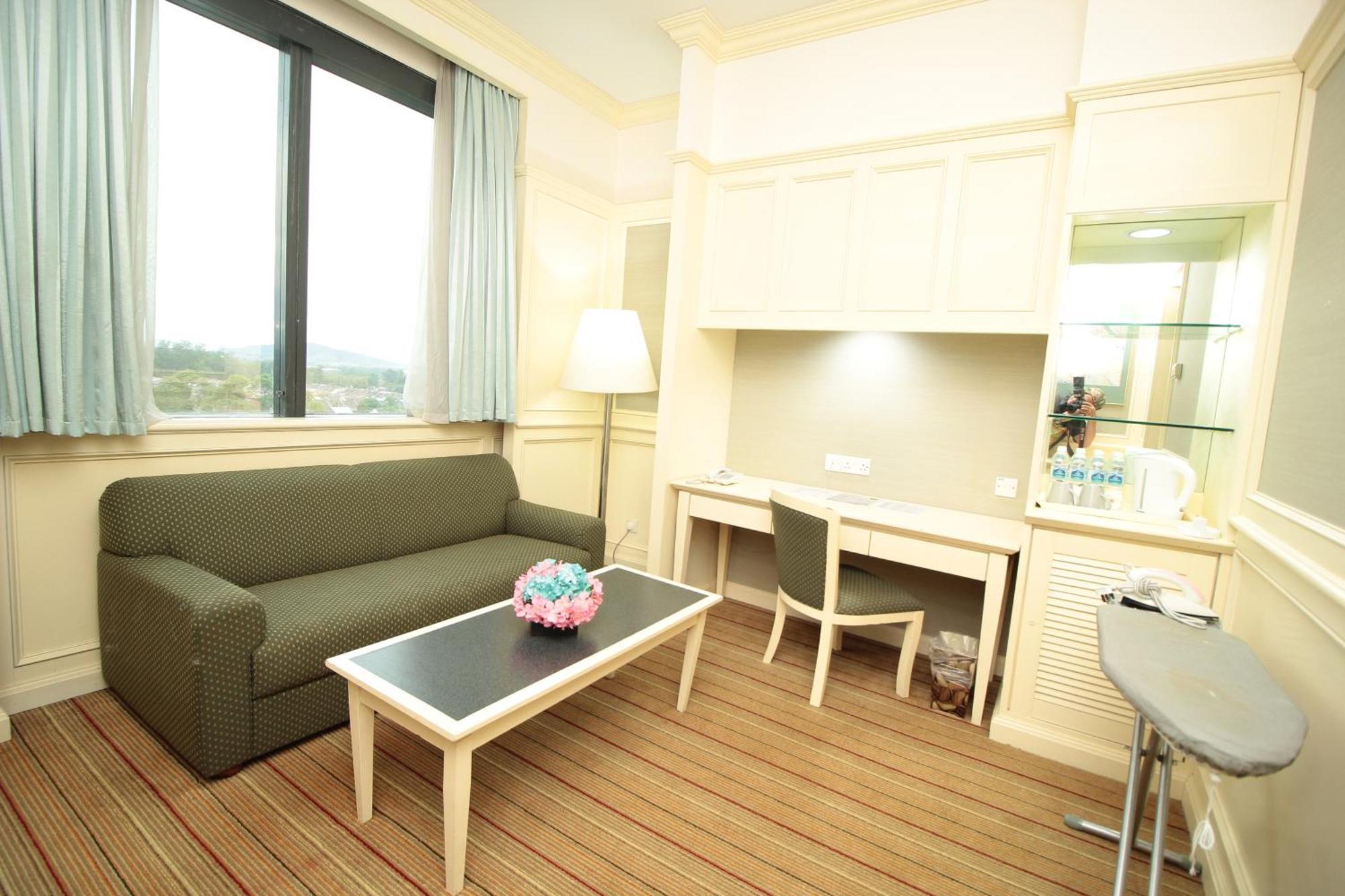 Park Avenue Hotel Sungai Petani Bagian luar foto
